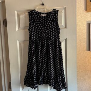 🆕 Rewind Monochrome Patterned Top